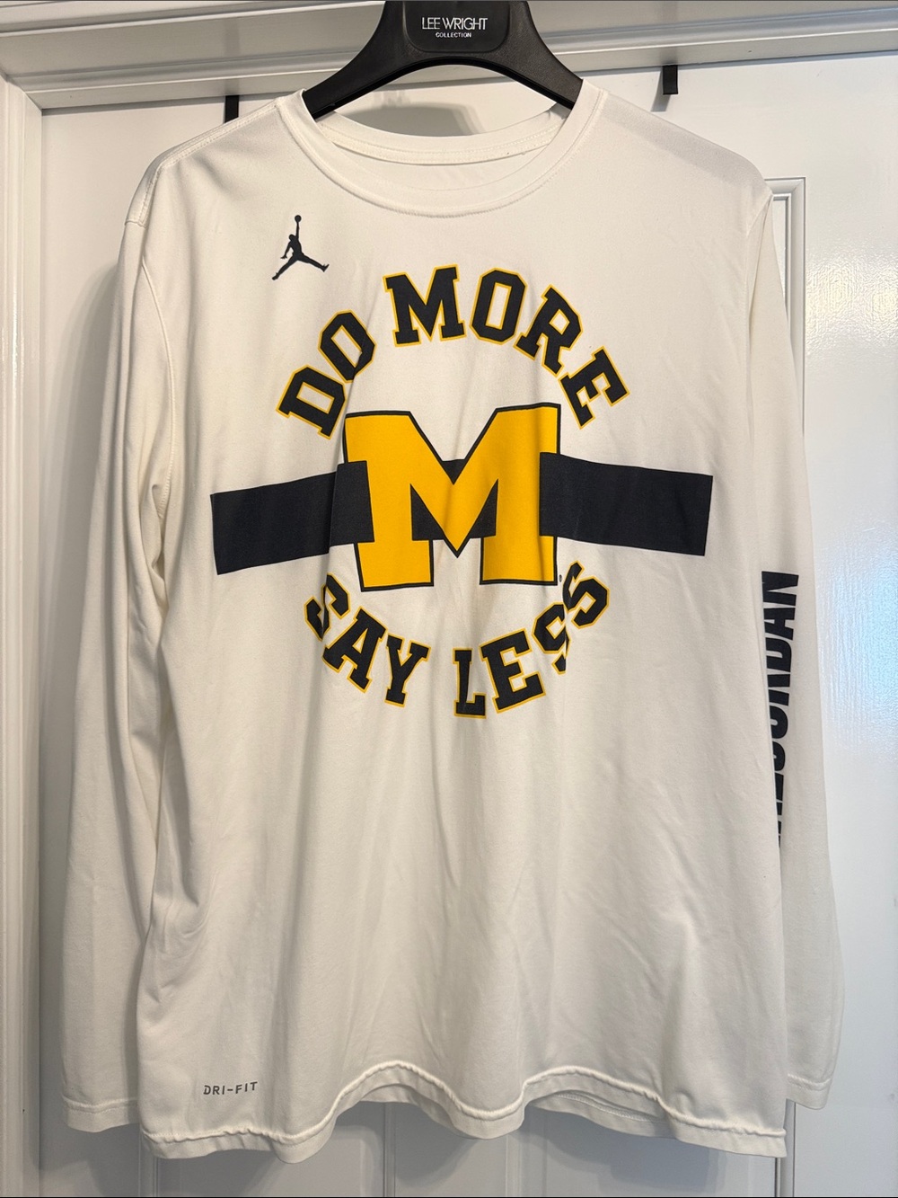 Jordan White Long-Sleeve Shirt Michigan Wolverines size large
